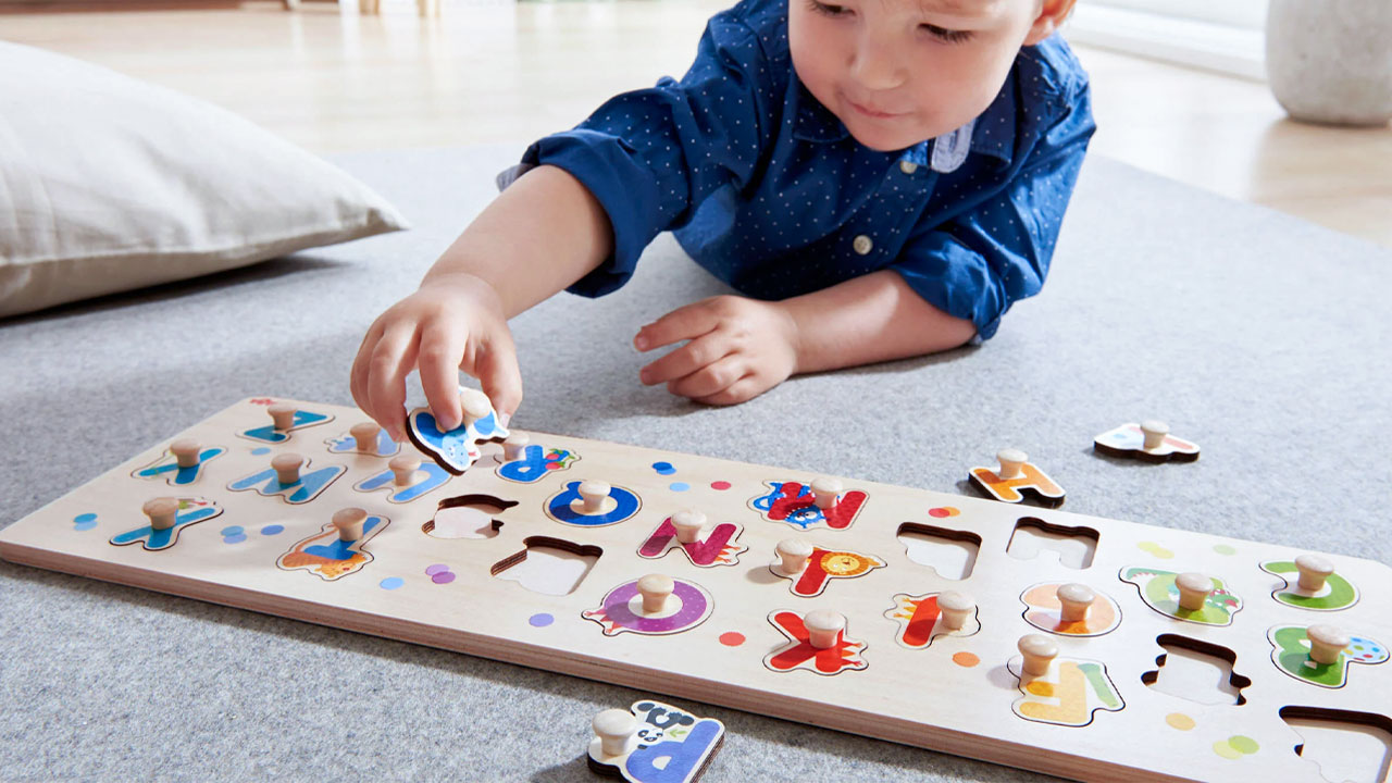 اسباب بازی چوبی