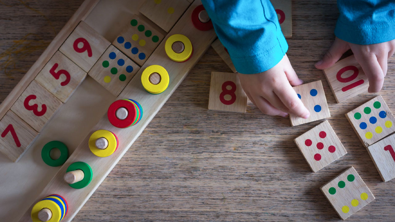 مونته سوری اعداد چوبی