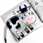 کتاب پارچه ای حیوانات مزرعه ( جعبه ای ، دوزبانه ) - Image 4